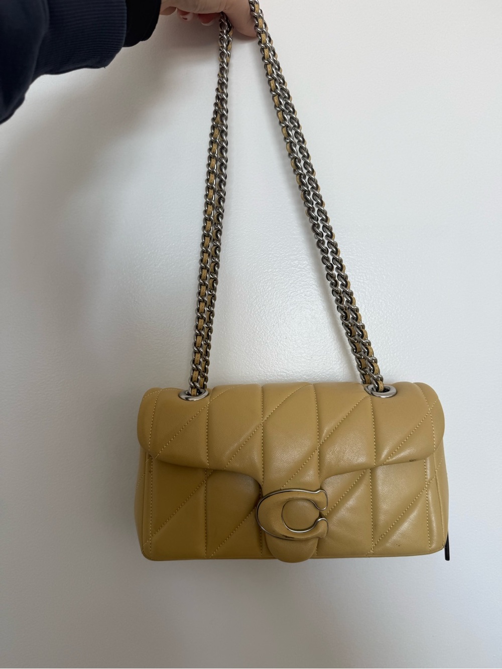Coach Yellow Tabby bag - Picture 3 of 7